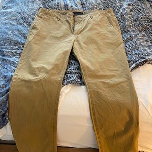 Men’s khaki pants